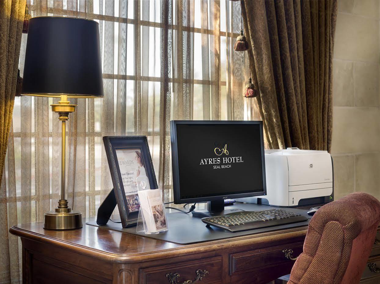 Ayres Hotel Seal Beach - Cypress Extérieur photo