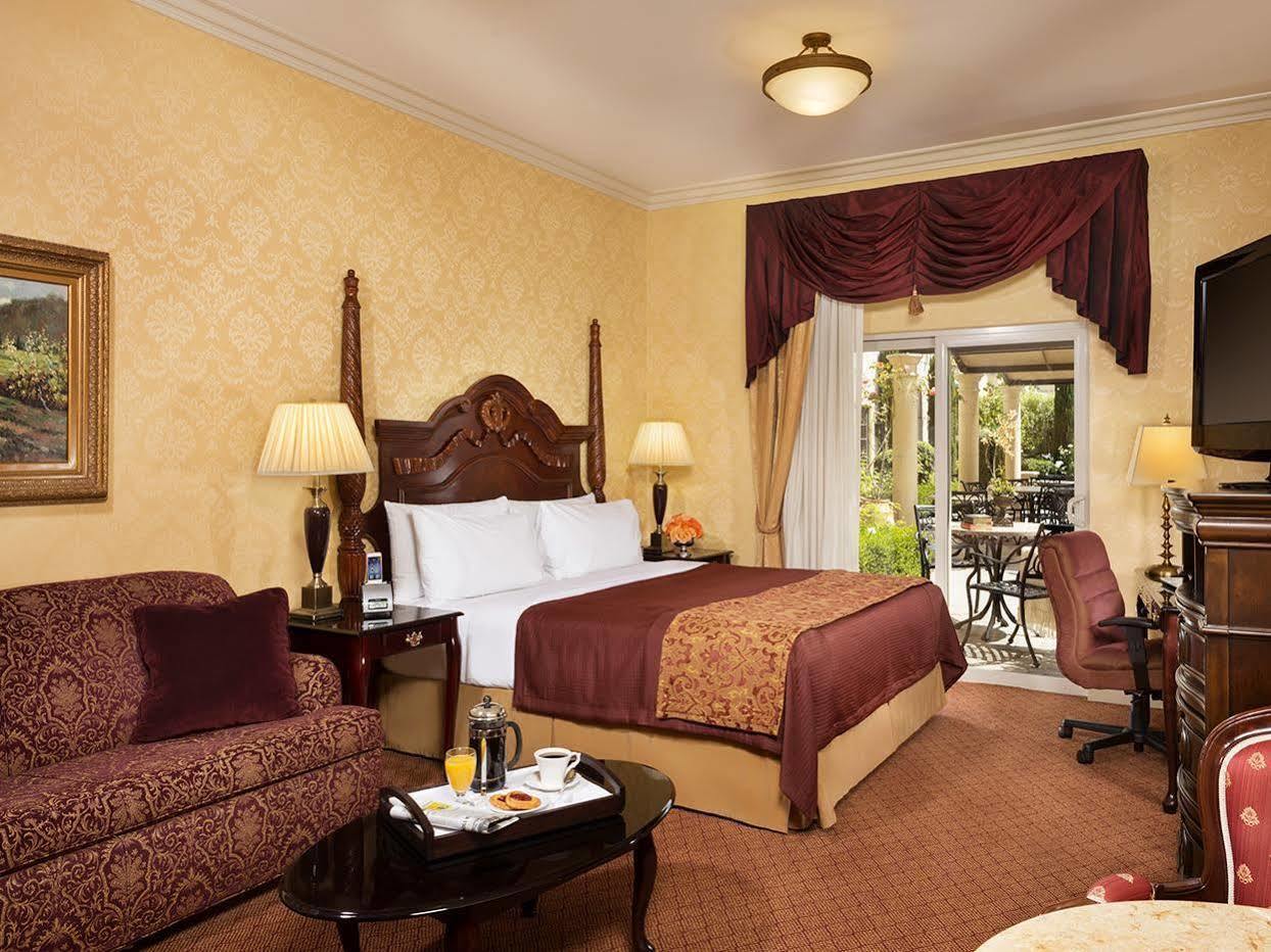 Ayres Hotel Seal Beach - Cypress Extérieur photo